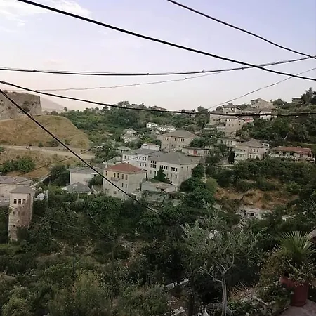 Panoramic Vlachos בית הארחה 4*