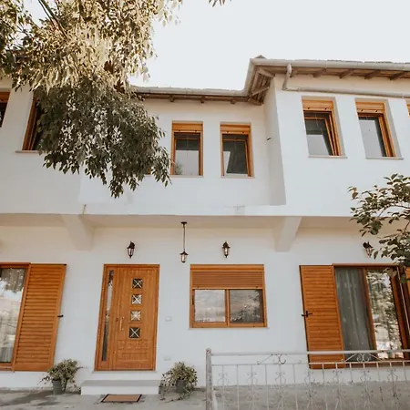 Panoramic Vlachos Gjirokastër